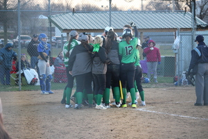 Lady Eagles Go 2-1 During Pool Play